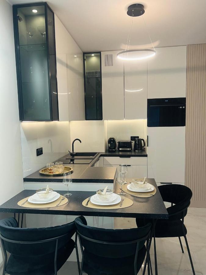 Appartement Crystal Luxury With Free Parking In Cracow For 4 Guests