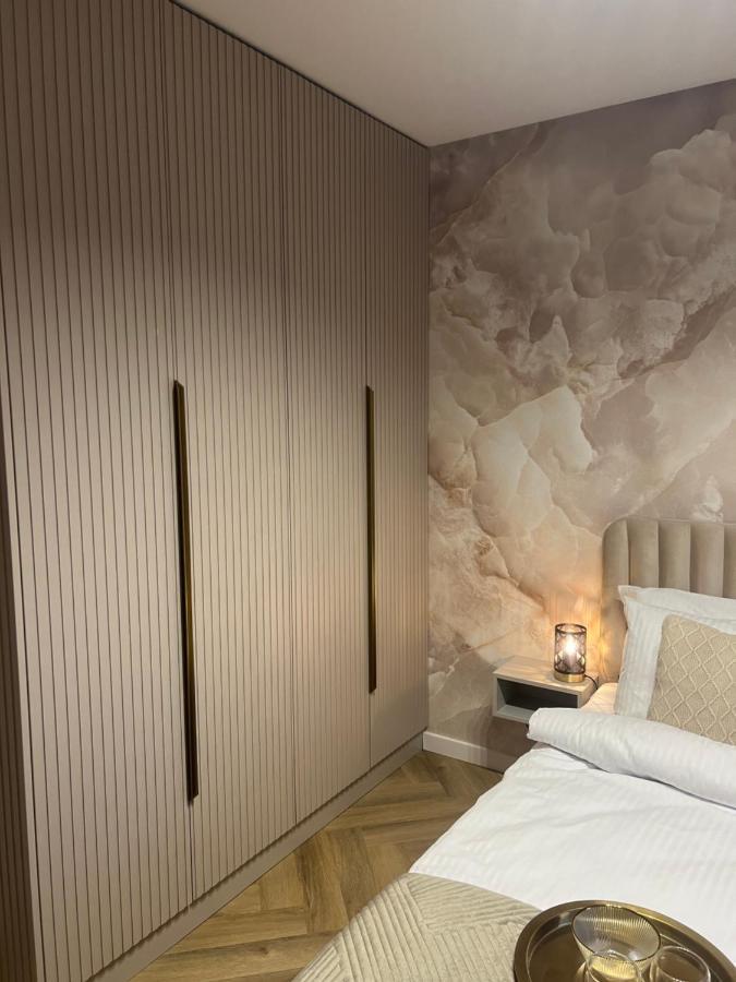 Crystal Luxury With Free Parking In Cracow For 4 Guests * Krakau